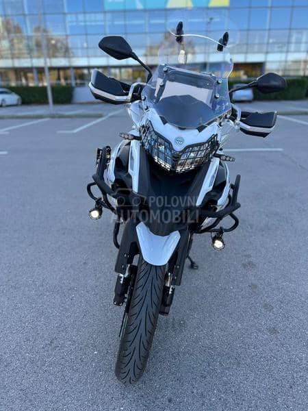 Benelli TRK 502x