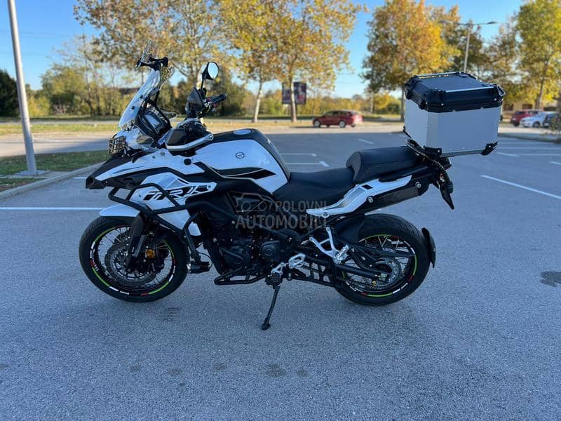 Benelli TRK 502x