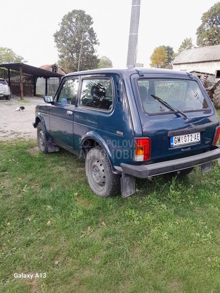 Lada Niva 1.7,i