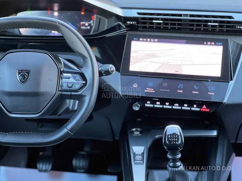Peugeot 308 1.2/ALLURE/LED/NAV