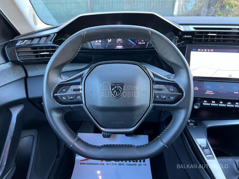 Peugeot 308 1.2/ALLURE/LED/NAV