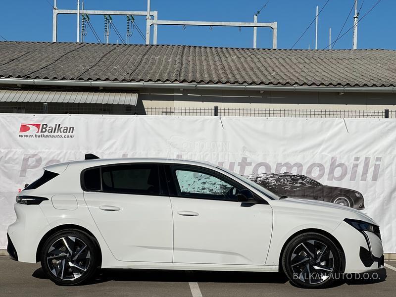 Peugeot 308 1.2/ALLURE/LED/NAV