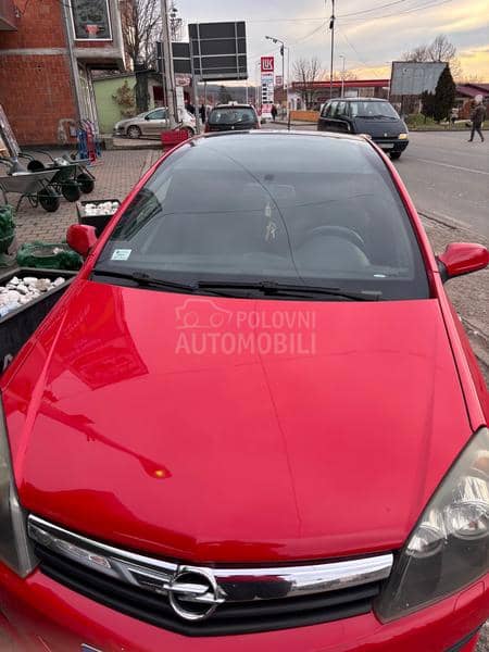 Opel Astra H GTC