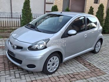 Toyota Aygo 1.0  LUTKICA