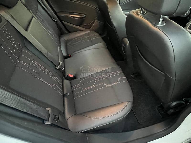 Opel Astra J  Opel Astra J