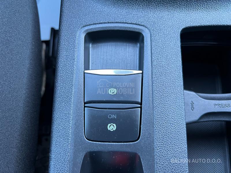 Ford Kuga 2.0TDCI/TITAN/NAV