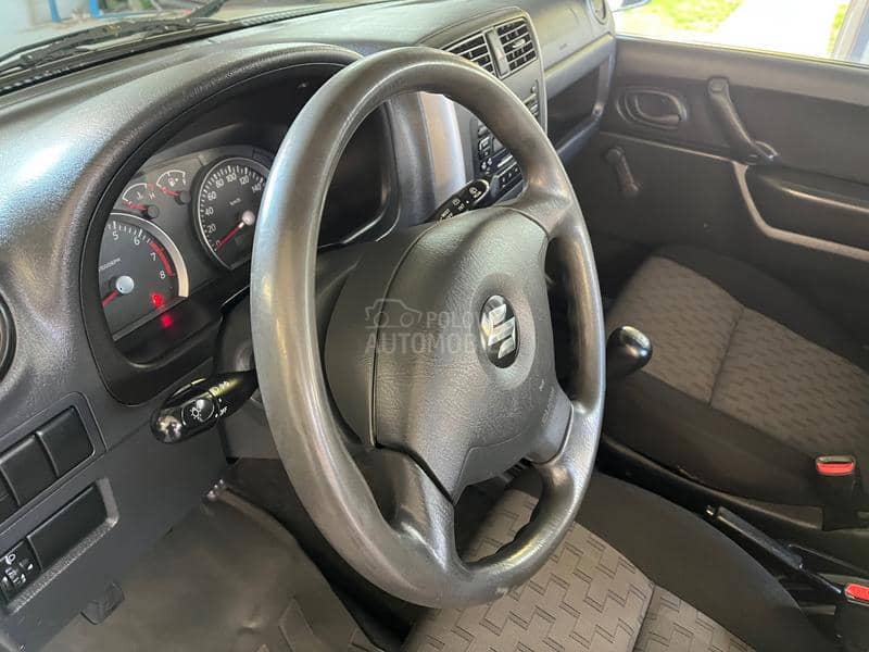 Suzuki Jimny 1.3 4x4 ODLIČAN CH