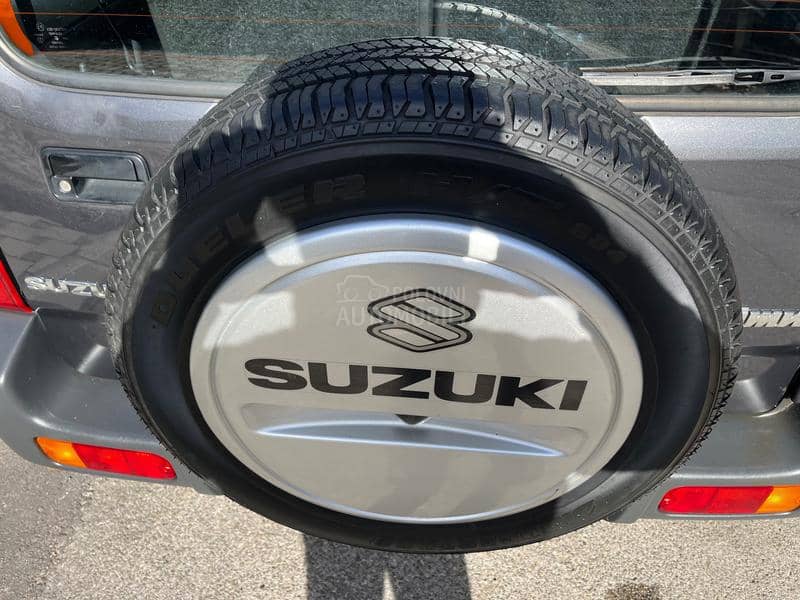 Suzuki Jimny 1.3 4x4 ODLIČAN CH