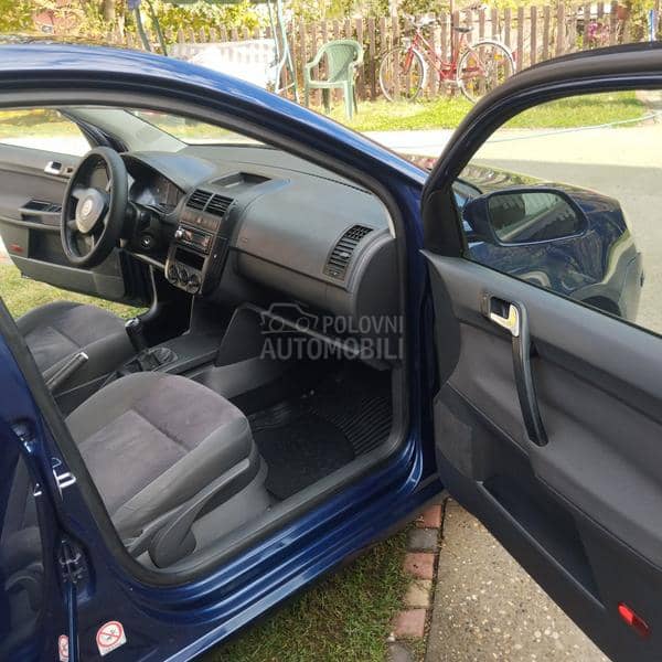 Volkswagen Polo 1.4 B CH