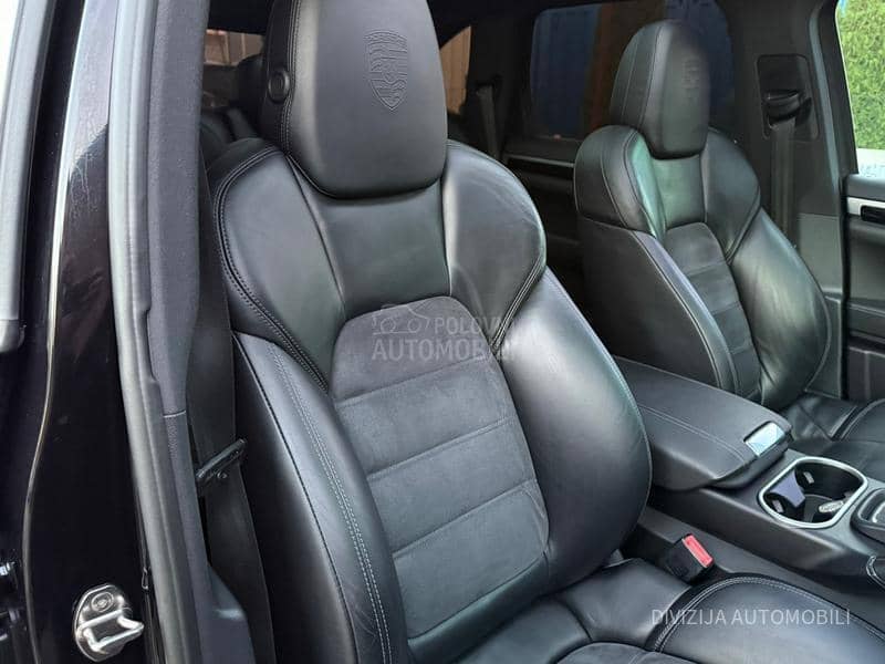 Porsche Cayenne Pano/Vazduh/Kamera