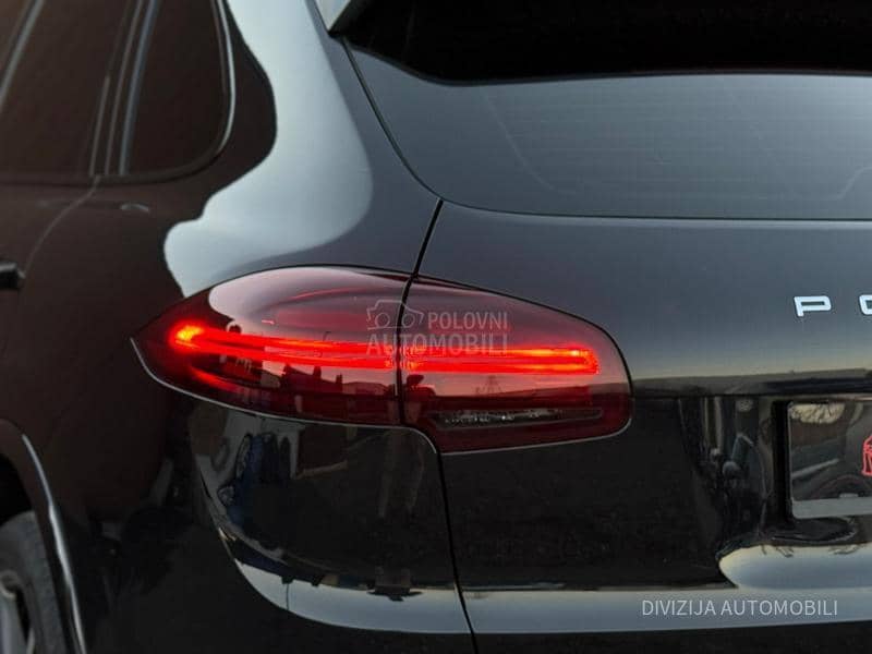 Porsche Cayenne Pano/Vazduh/Kamera