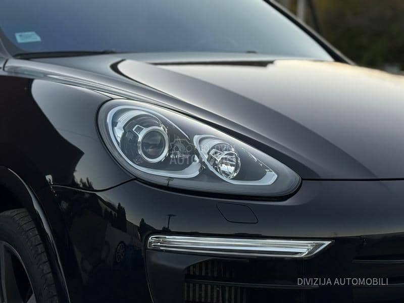 Porsche Cayenne Pano/Vazduh/Kamera