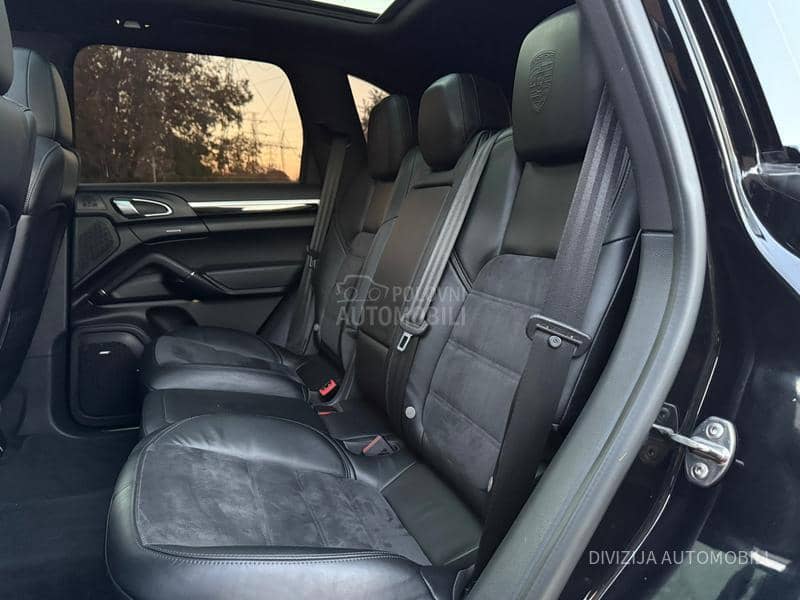 Porsche Cayenne Pano/Vazduh/Kamera