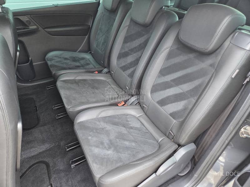 Volkswagen Sharan 2.o tdi dsg 4x4 led