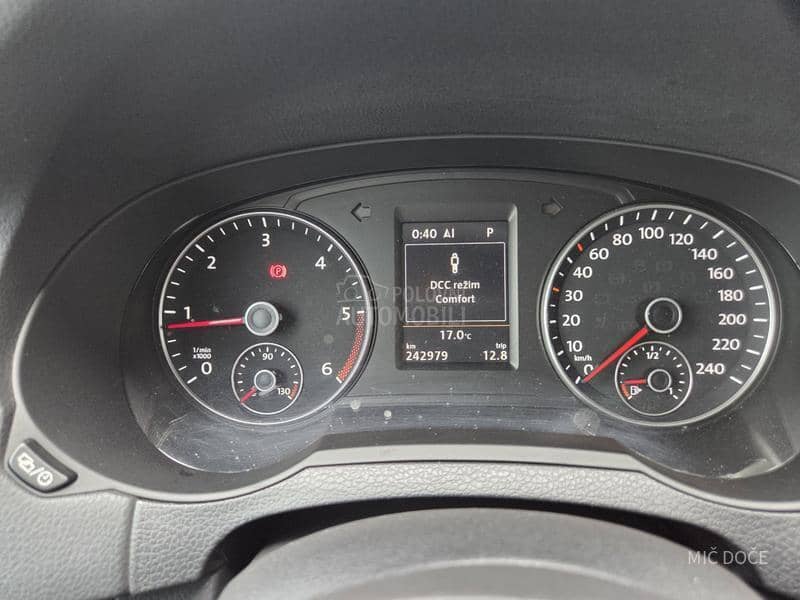 Volkswagen Sharan 2.o tdi dsg 4x4 led