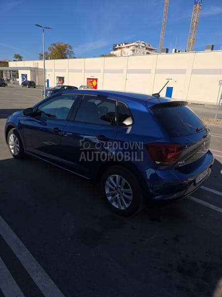 Volkswagen Polo 1.0
