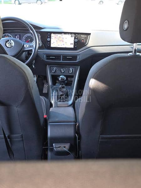 Volkswagen Polo 1.0