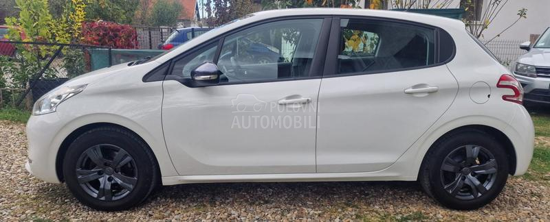 Peugeot 208 1.2 Vti Suisse