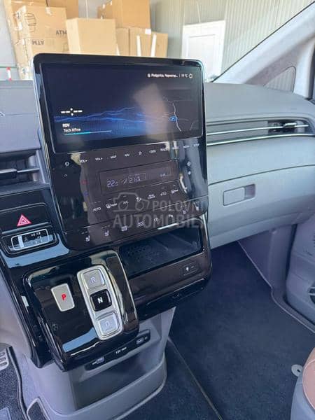 Hyundai Staria 2,2CRDI