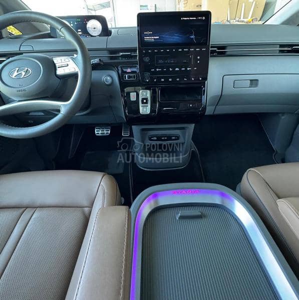 Hyundai Staria 2,2CRDI