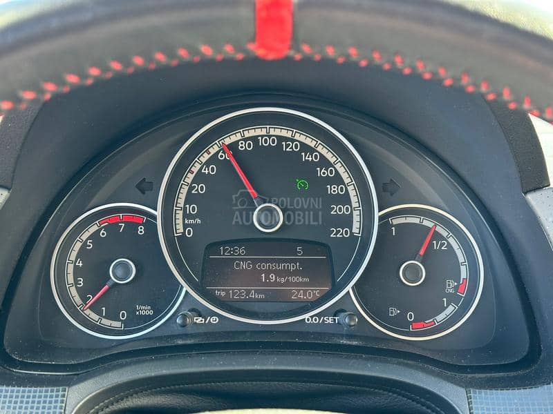 Volkswagen up! limited