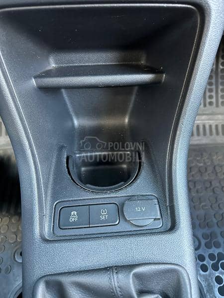 Volkswagen up! limited