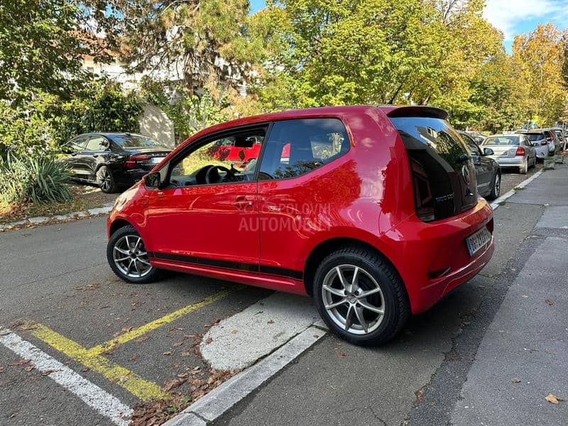 Volkswagen up! limited