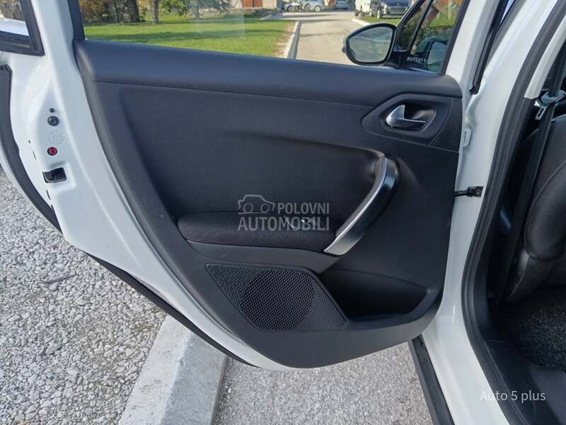 Peugeot 2008 ALLURE  F. U. L. L.
