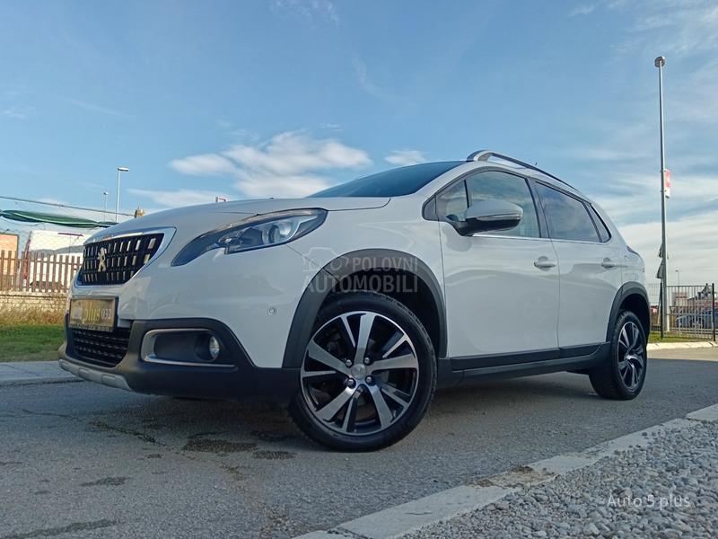 Peugeot 2008 ALLURE  F. U. L. L.