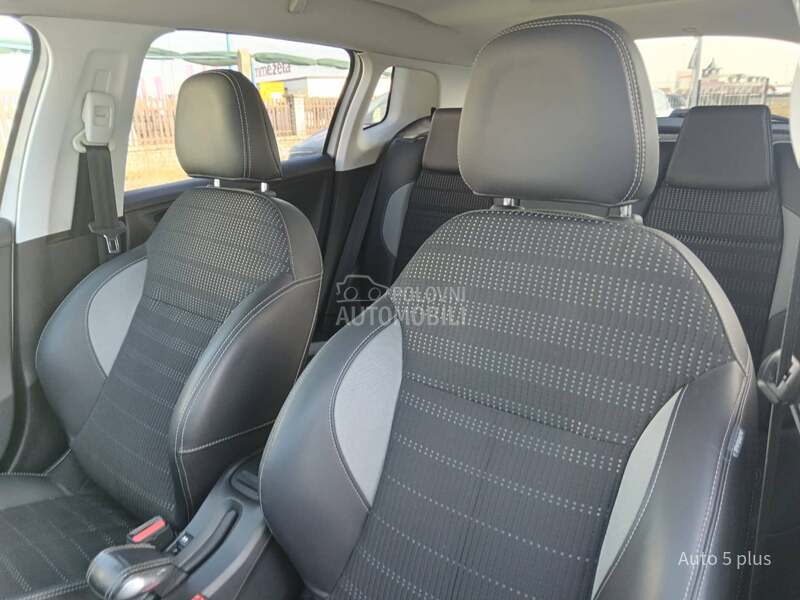 Peugeot 2008 ALLURE  F. U. L. L.