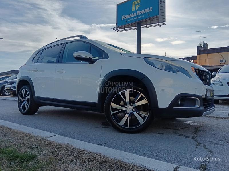 Peugeot 2008 ALLURE  F. U. L. L.