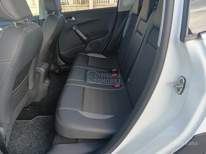 Peugeot 2008 ALLURE  F. U. L. L.