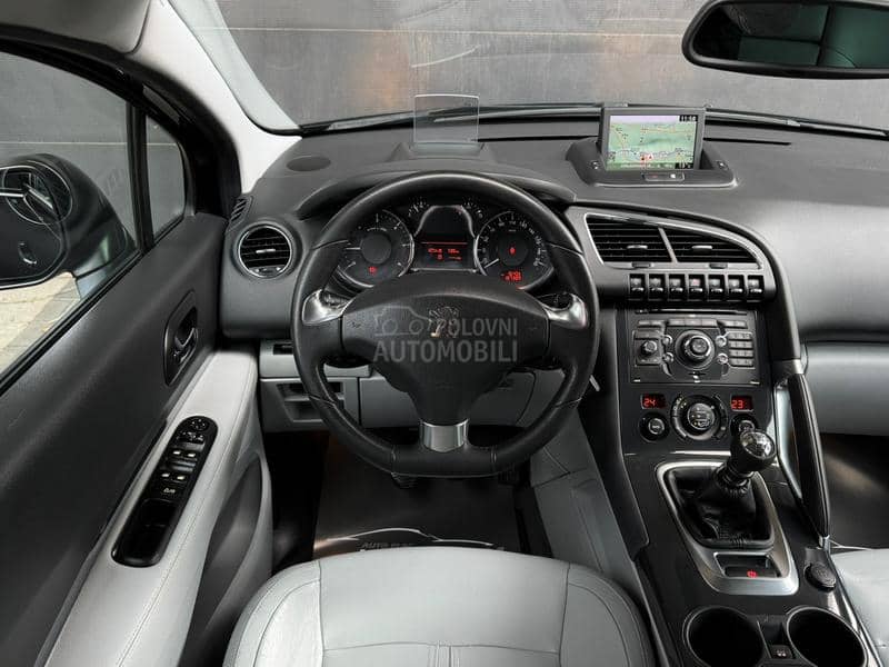 Peugeot 3008 2.0 hdi ALLURE