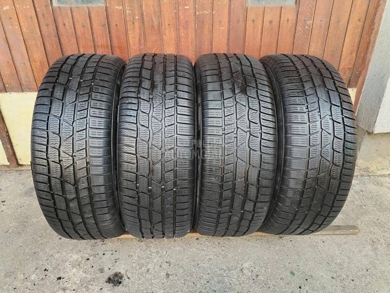 Continental 215/60 R16 Zimska