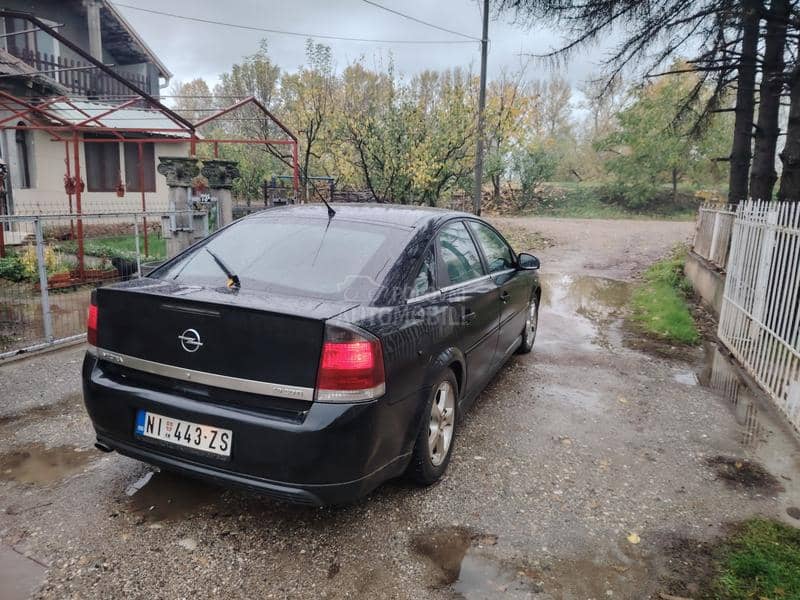 Opel Vectra C 1.9 CDTI GTS