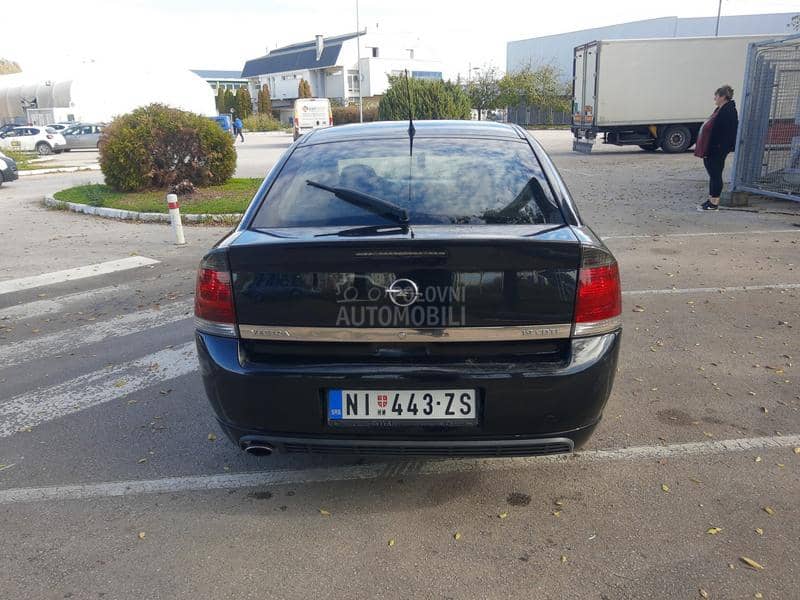 Opel Vectra C 1.9 CDTI GTS