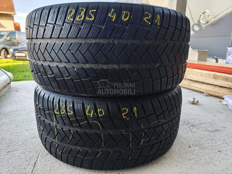Vredestein 285/40 R21 Zimska