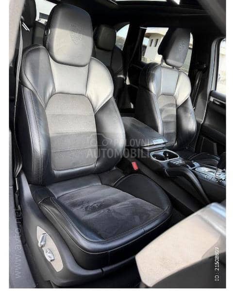 Porsche Cayenne PLATINUM