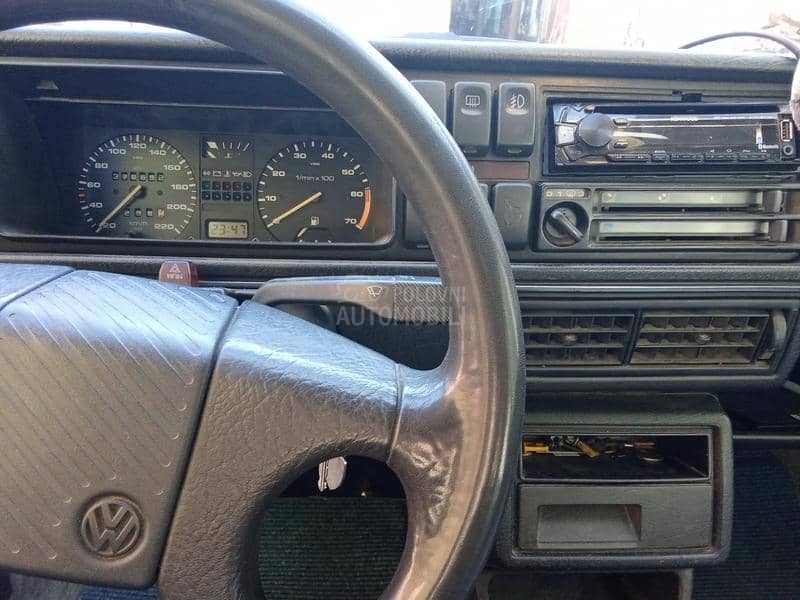 Volkswagen Jetta 1.6B