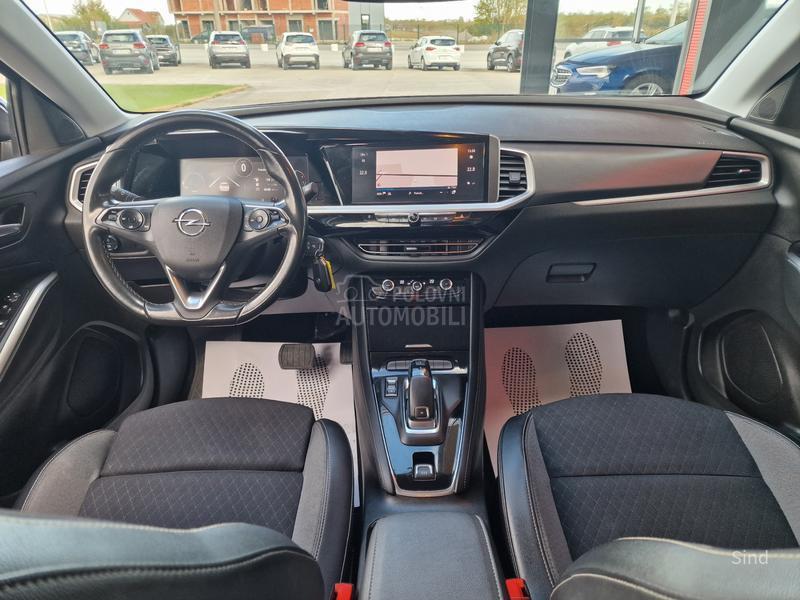 Opel Grandland X 1.5 EAT8 ELEGANCE