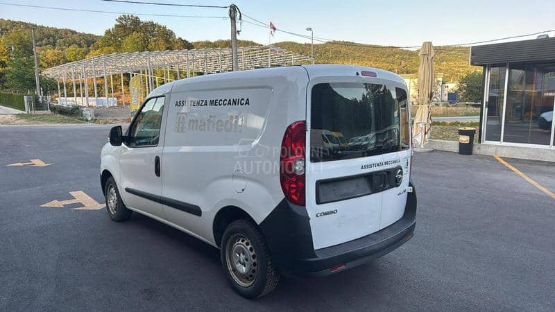 Opel Combo zam za 4x4