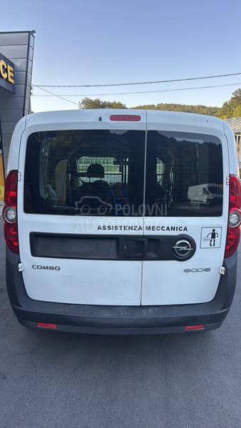 Opel Combo zam za 4x4