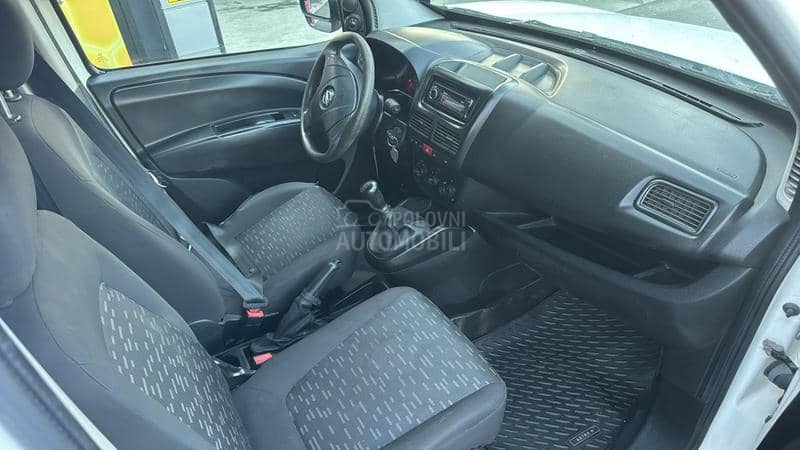 Opel Combo zam za 4x4