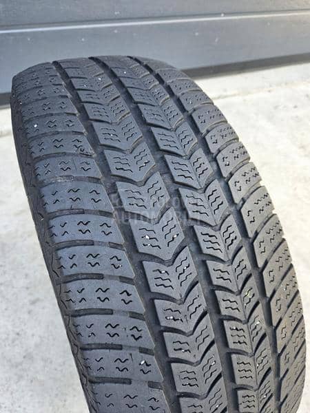 Continental 235/65 R16 Zimska