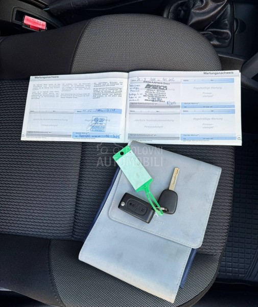 Peugeot 207 1.4b pežo