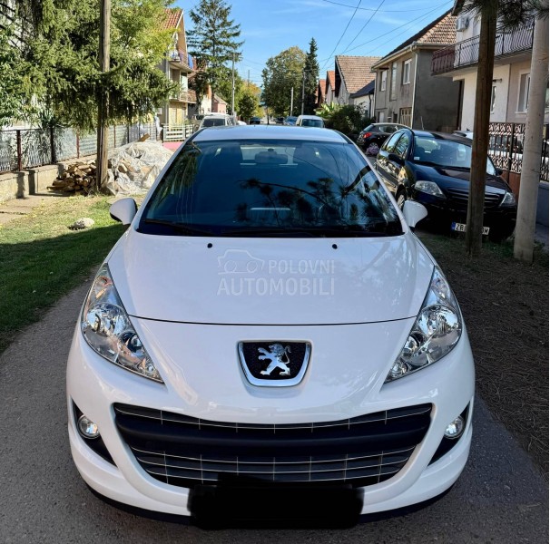 Peugeot 207 1.4b pežo