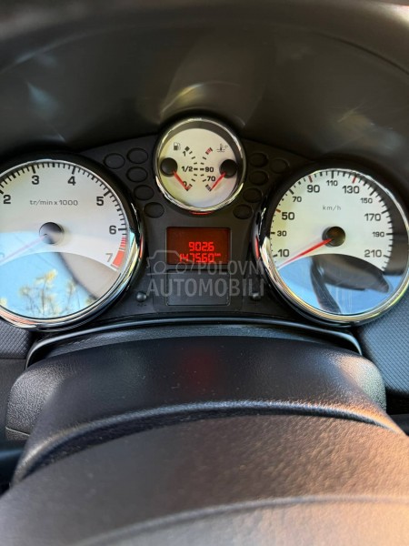 Peugeot 207 1.4b pežo