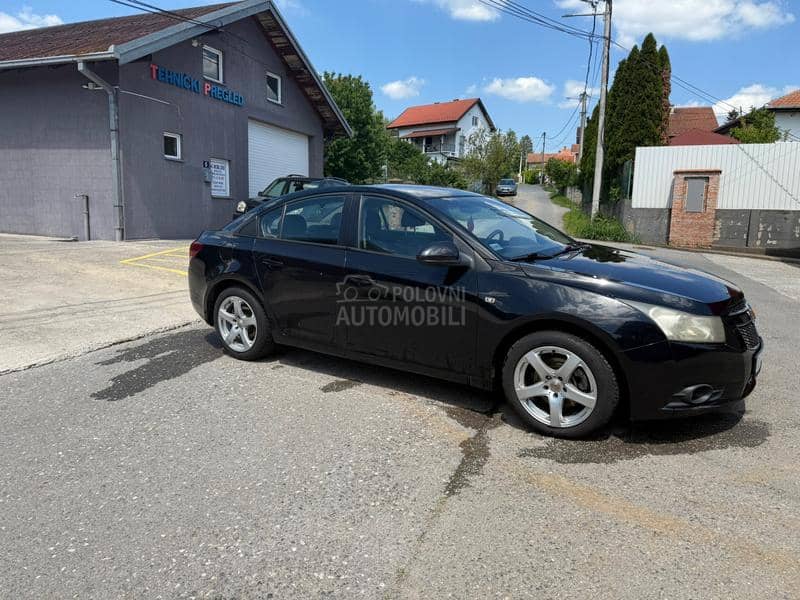 Chevrolet Cruze 