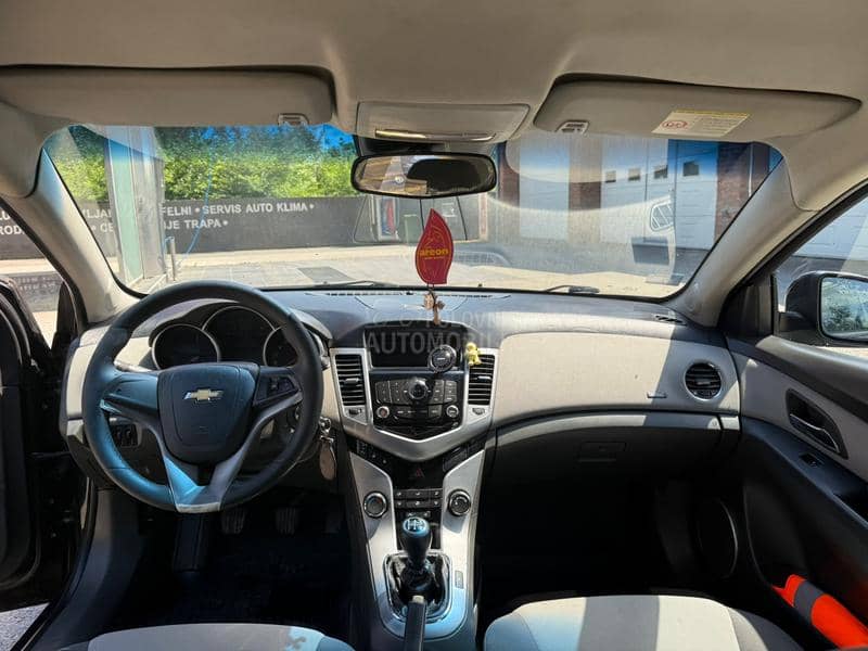 Chevrolet Cruze 