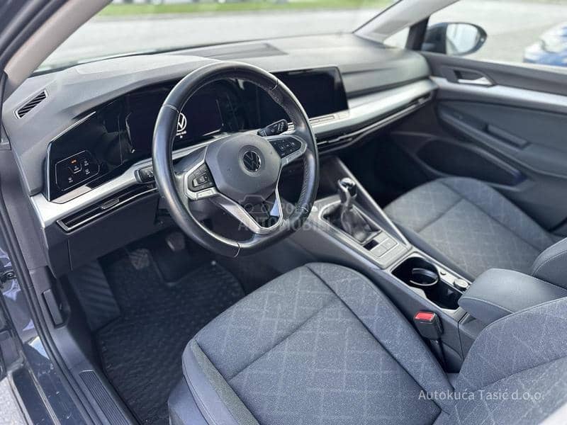 Volkswagen Golf 8 2.0 TDI